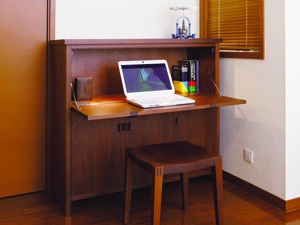 desk20160706-4.jpg